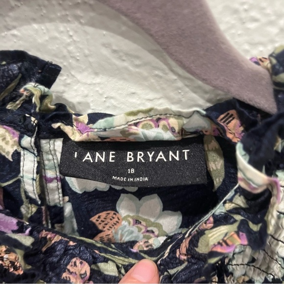 Lane Bryant Top Women's 18 Navy Blue Cap Sleeve Smocked Popover Tank Ruffle - Picture 4 of 8